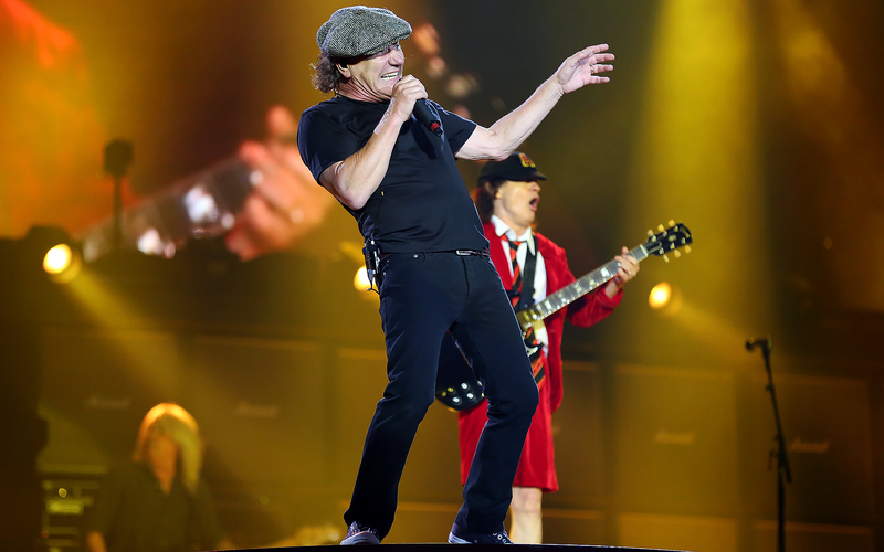 Последнее выступление. AC/DC группа последние концерты. АС DC концерт. AC DC последний концерт. AC/DC группа на сцене.