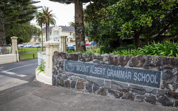 Grammar Porn - Porn sent to high school students | RNZ News