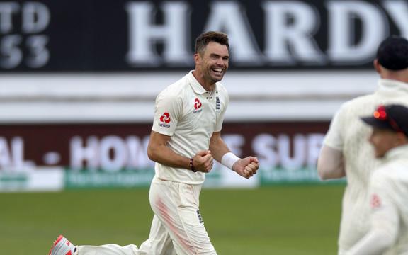 El jugador de bolos inglés James Anderson.