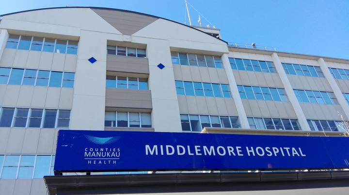 A security guard worked at Middlemore Hospital's emergency department on Thursday last week while symptomatic with Covid-19.