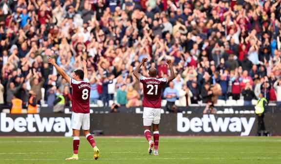 Angelo Ogbona, giocatore del West Ham United.