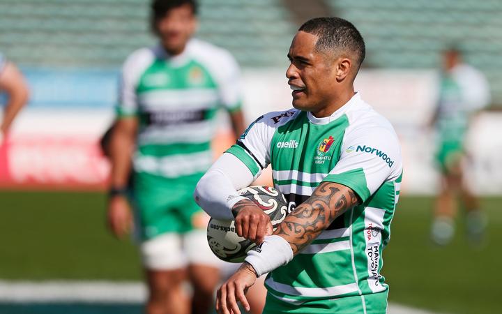 Aaron Smith playing for Manawatu.