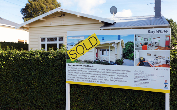 auckland-s-average-house-value-tops-1-million-rnz-news