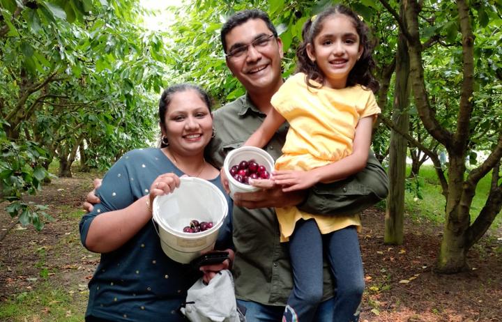 Zee Pathan and her family