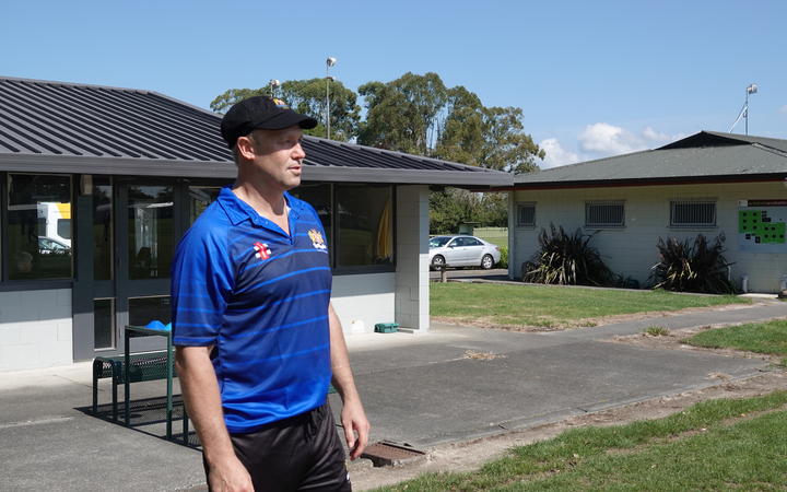 Former New Zealand cricketer Andrew Penn is again wearing Whanganui colours after a lengthy absence. 