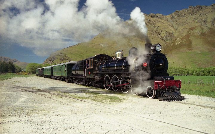 Preserved AB 778 hauling the Kingston Flyer