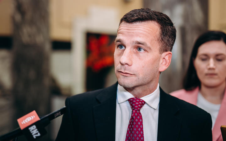 Act Party leader David Seymour gives govt dressing down over retail sector  restrictions | RNZ News