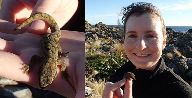 Sabine Melzer holding a common gecko