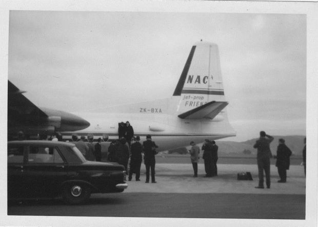 Beatles Dunedin arrival by Kingsley Sampson used with permission